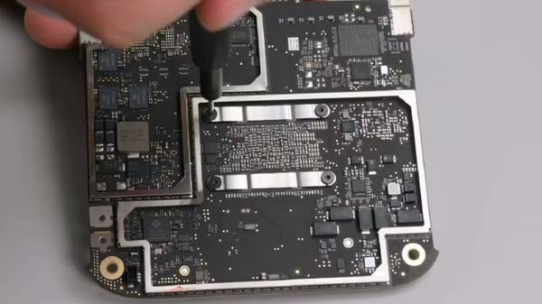 国外知名网站iFixit拆解M4 Mac Mini：7/10分 散热优秀